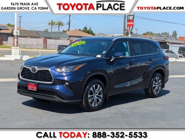 2023 Toyota Highlander XLE