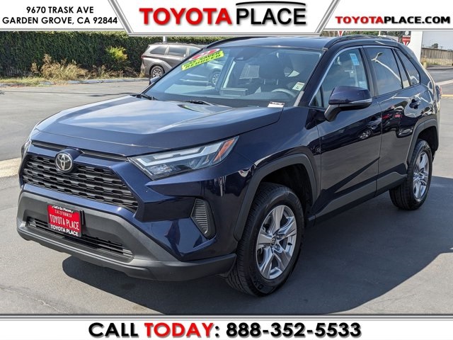 2022 Toyota RAV4 XLE