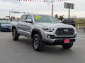 2022 Toyota Tacoma TRD Off-Road