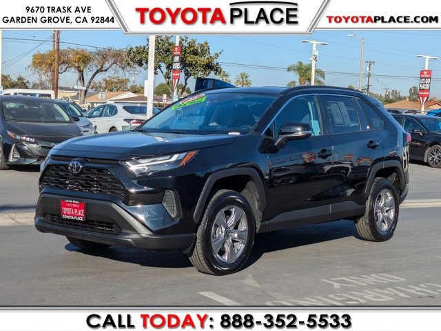 2023 Toyota RAV4 XLE