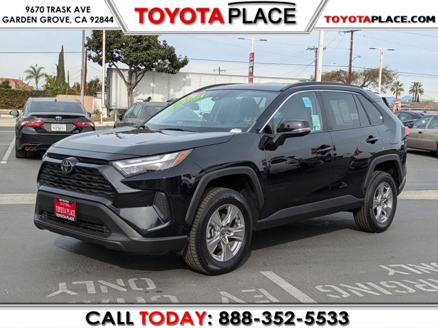 2022 Toyota RAV4 XLE