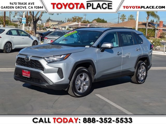 2023 Toyota RAV4 XLE