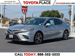 2020 Toyota Camry Hybrid SE