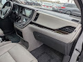 2020 Toyota Sienna XLE