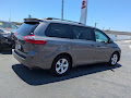2017 Toyota Sienna LE