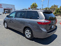 2017 Toyota Sienna LE