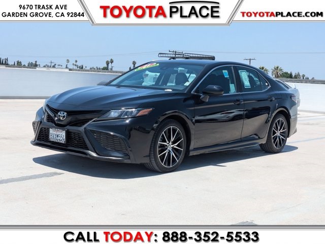 2021 Toyota Camry SE