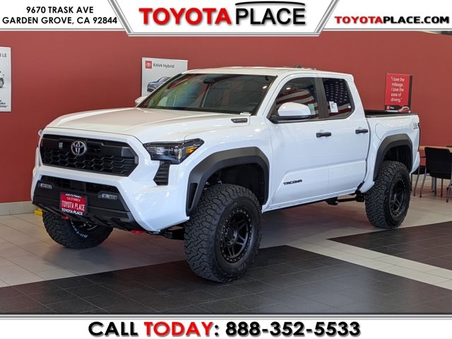 2025 Toyota Tacoma Hybrid TRD Off Road