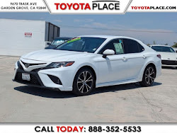 2018 Toyota Camry SE