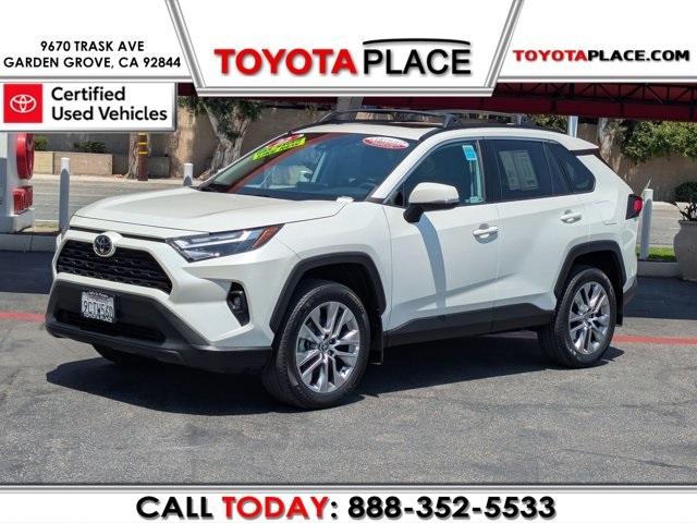 2022 Toyota RAV4 XLE Premium