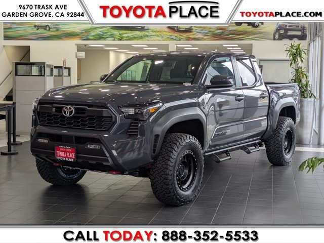 2025 Toyota Tacoma TRD Off-Road