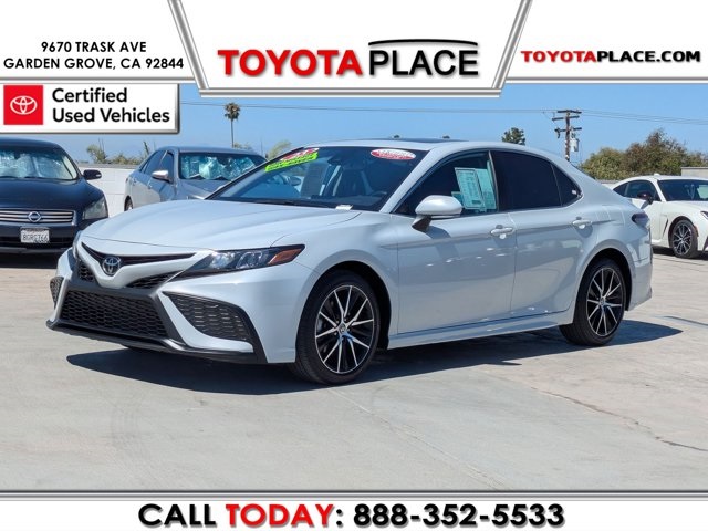 2023 Toyota Camry SE