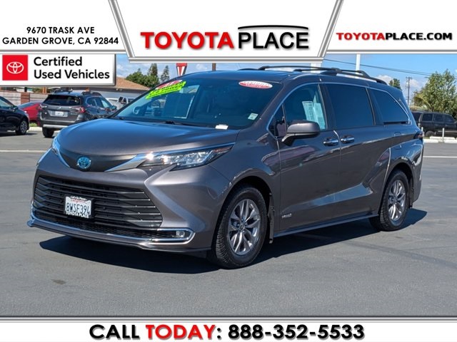 2021 Toyota Sienna XLE