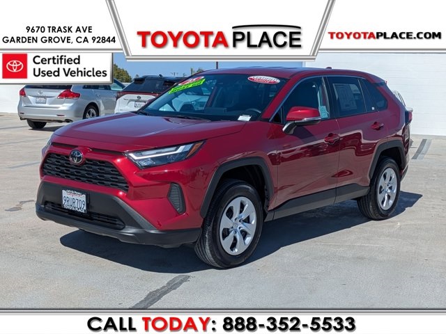 2025 Toyota RAV4 LE
