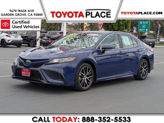 2023 Toyota Camry SE