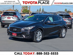 2017 INFINITI QX30 Base
