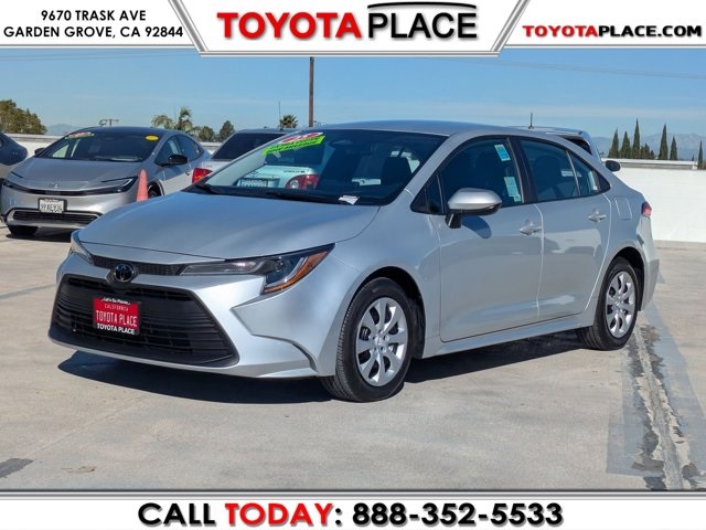 2025 Toyota Corolla LE