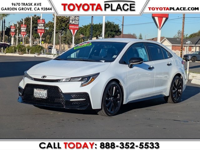 2020 Toyota Corolla SE Nightshade