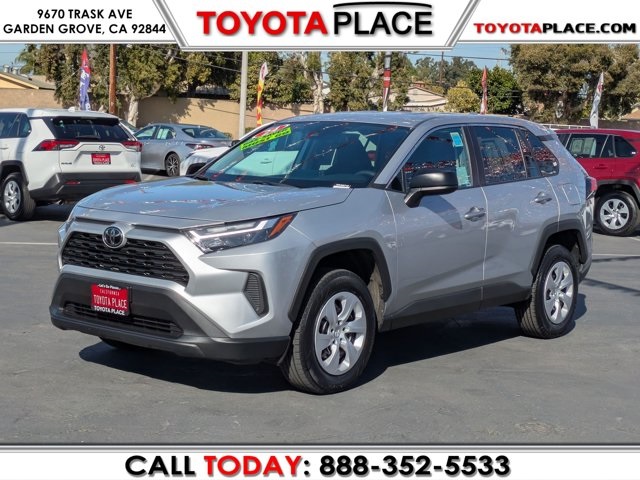 2024 Toyota RAV4 LE