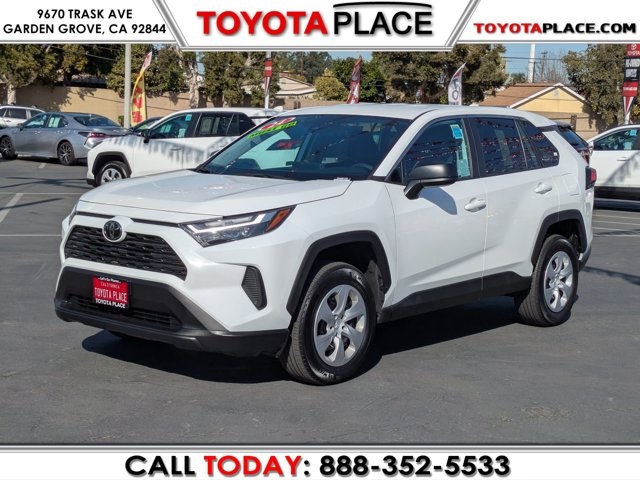 2024 Toyota RAV4 LE