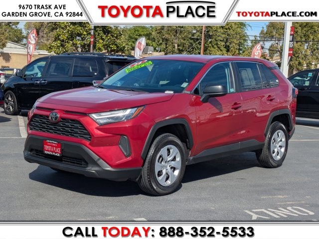 2024 Toyota RAV4 LE