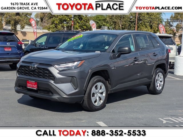 2024 Toyota RAV4 LE