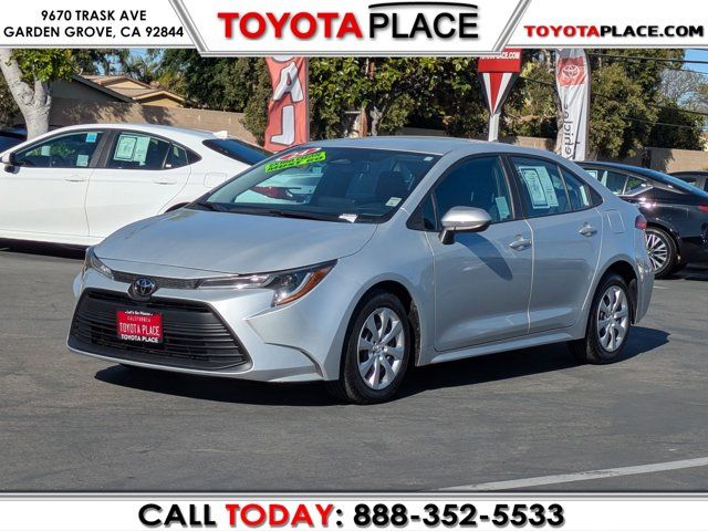 2024 Toyota Corolla LE