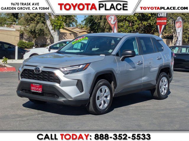 2024 Toyota RAV4 LE