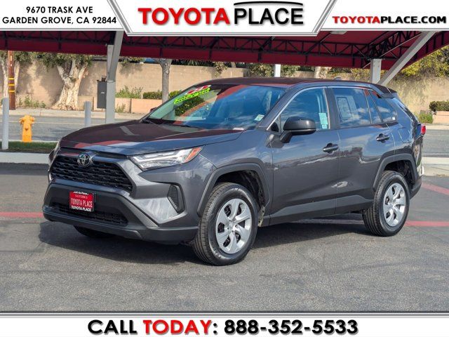 2024 Toyota RAV4 LE