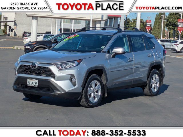 2021 Toyota RAV4 XLE