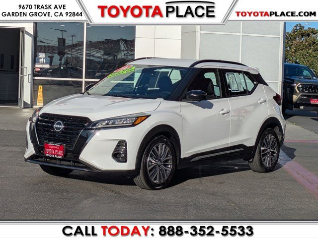 2024 Nissan Kicks SR