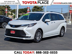 2023 Toyota Sienna XLE
