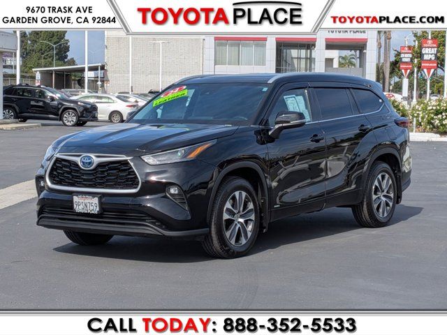 2024 Toyota Highlander Hybrid XLE