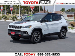 2025 Jeep Compass Trailhawk