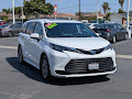 2025 Toyota Sienna LE