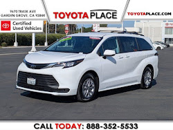 2026 Toyota Sienna LE
