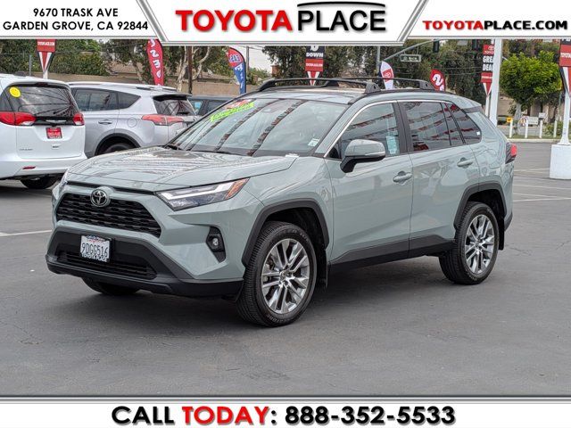2022 Toyota RAV4 XLE Premium