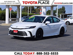 2025 Toyota Camry SE
