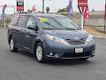 2014 Toyota Sienna XLE
