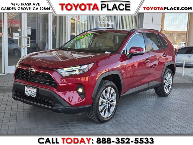 2025 Toyota RAV4 XLE Premium