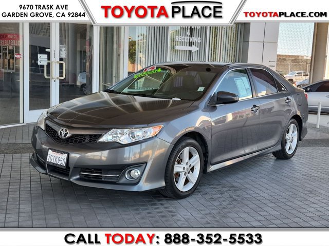 2014 Toyota Camry SE