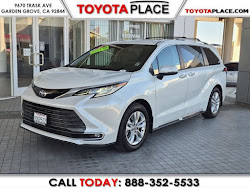 2022 Toyota Sienna Limited